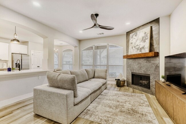 Building Photo - 4216 Flat Stone Ct