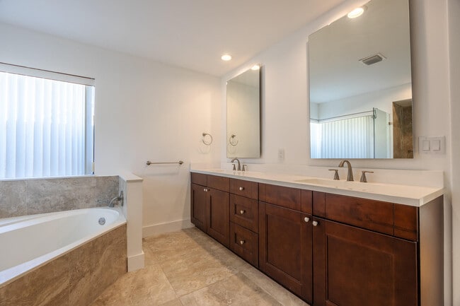 Building Photo - 22352 Martella Ave