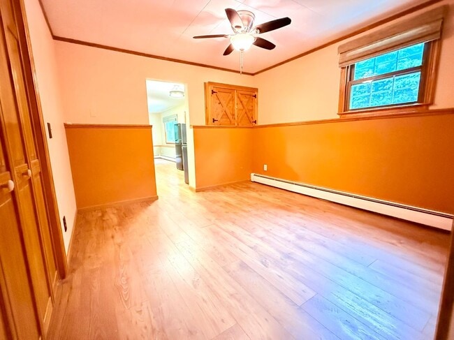 Building Photo - 23 Van Dam Rd