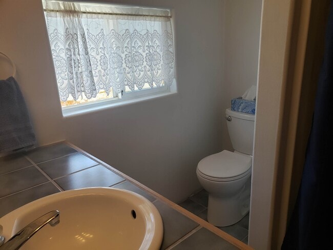 Building Photo - 1021 Ute Dr