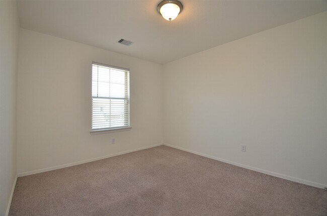 Building Photo - 5602 Tabula Rasa Dr