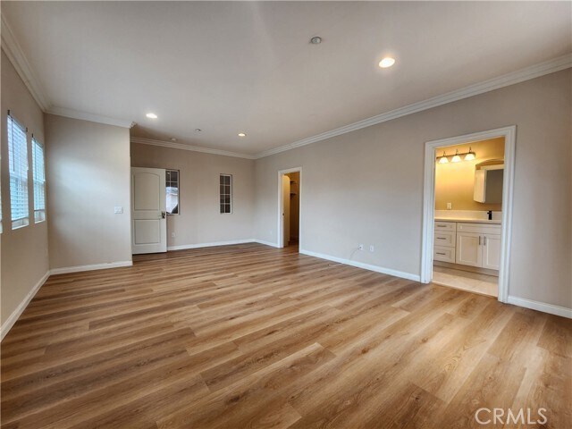 Building Photo - 271 S Arroyo Dr