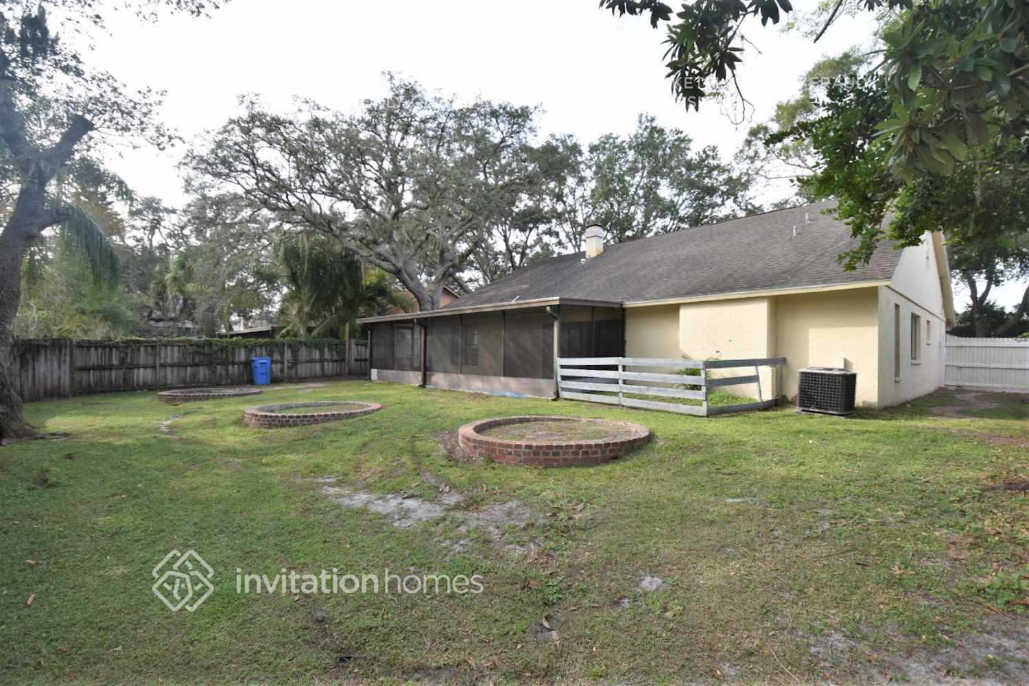 Building Photo - 6212 Eaglebrook Ave