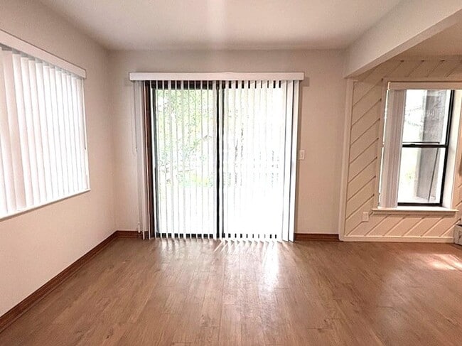 Building Photo - Beautiful 3 Bedroom Ormond Beach Townhome in The Trails!
