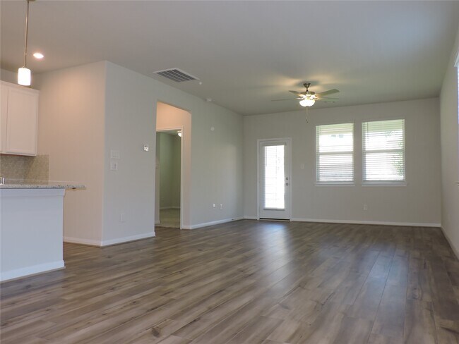 Building Photo - 7219 Cherrybark Oak Dr