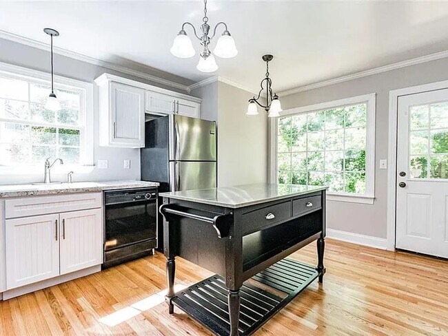 Building Photo - Beautiful 3bd/2bd Home in Wake Forest