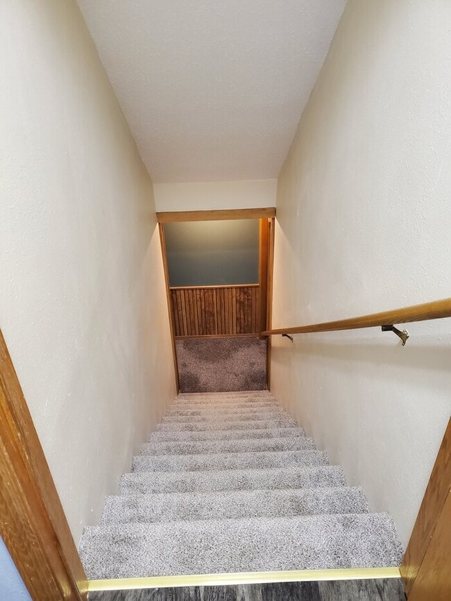 Building Photo - 5017 W Elm Ct