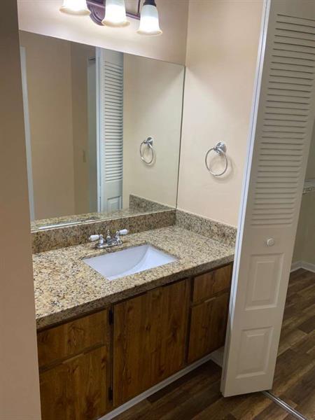 Building Photo - 5345 Gate Lake Rd