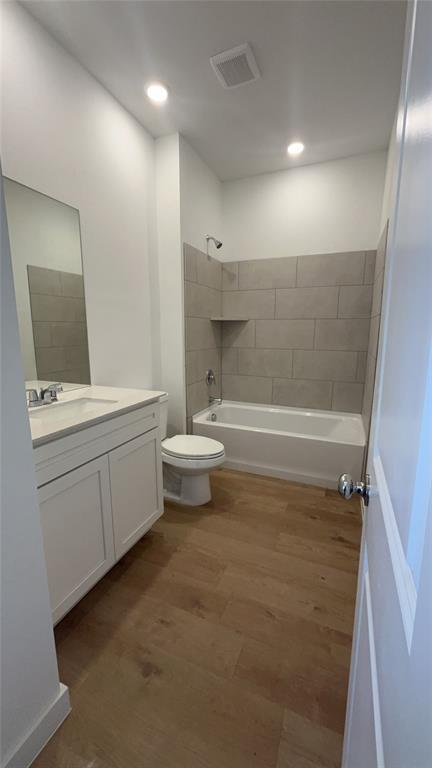 Building Photo - 20417 Deer Creek Dr
