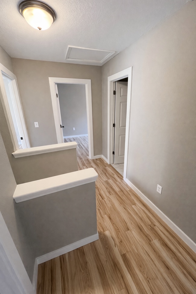 Building Photo - 3836 Country Club Dr