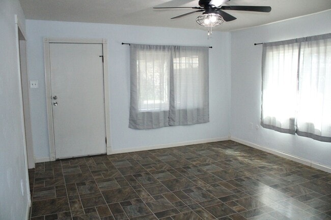 Building Photo - **COMING SOON!!! ** Gated Three Bedroom, 1 Bathroom House in Bay Point