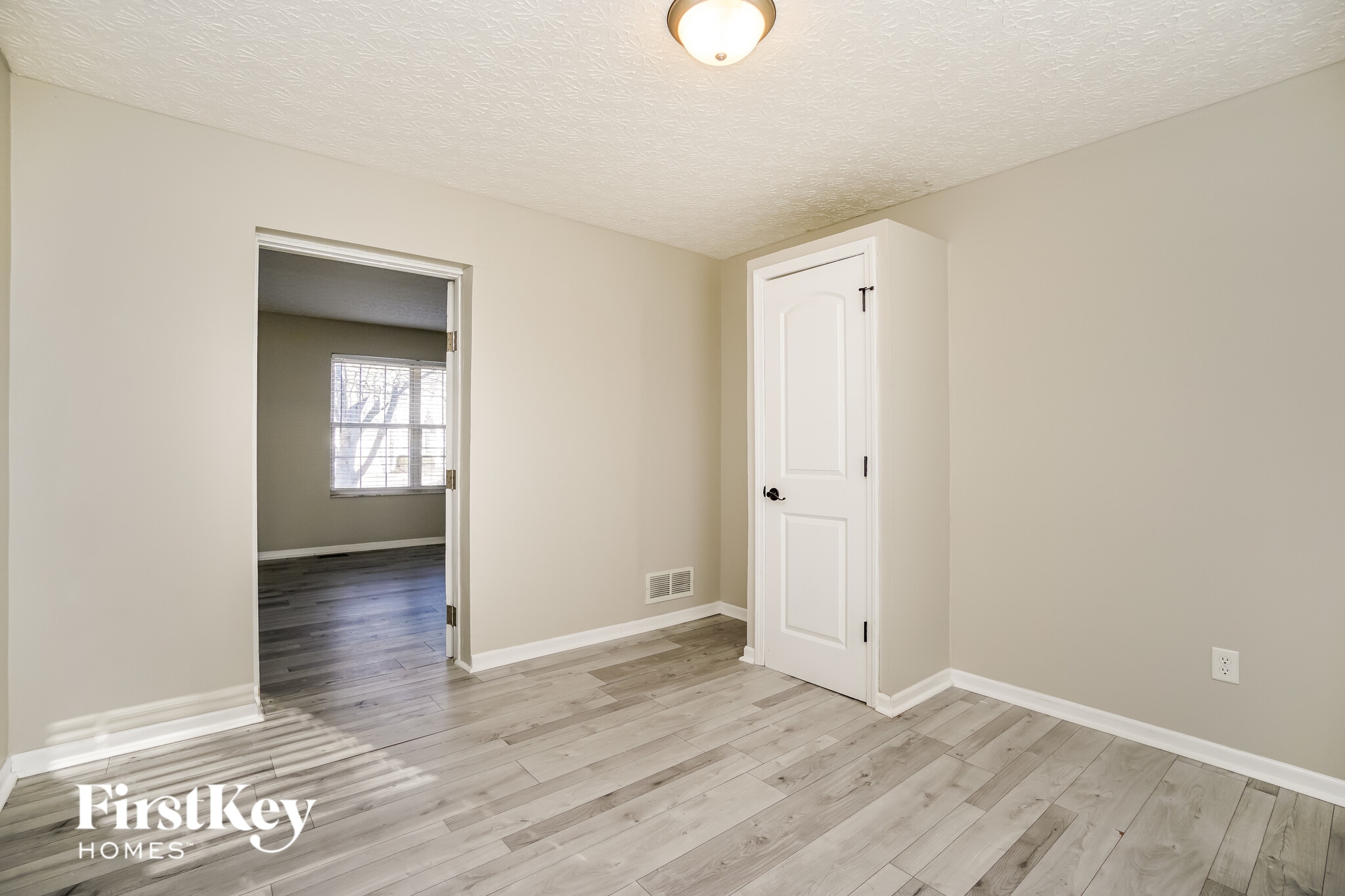 Building Photo - 339 Shyanne Dr