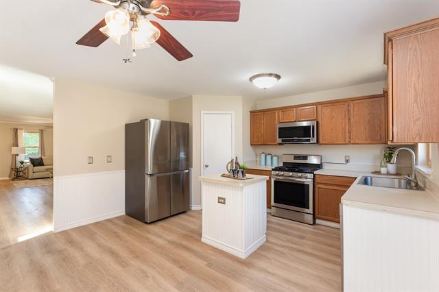 Building Photo - 4415 Falcon Dr