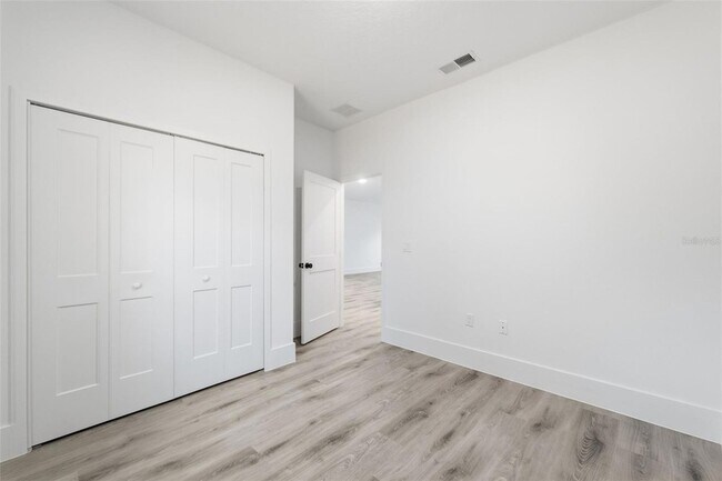 Building Photo - 7047 N Lime Dr