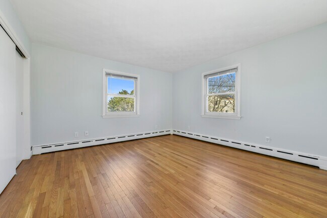 Building Photo - 55 Fox Hill Rd