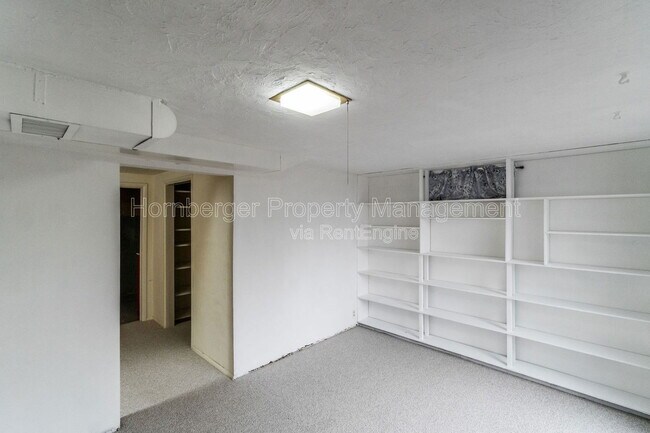 Building Photo - 3523 E 18th Ave