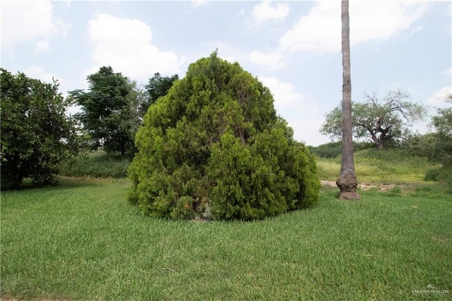 Building Photo - 1510 River Bend Dr