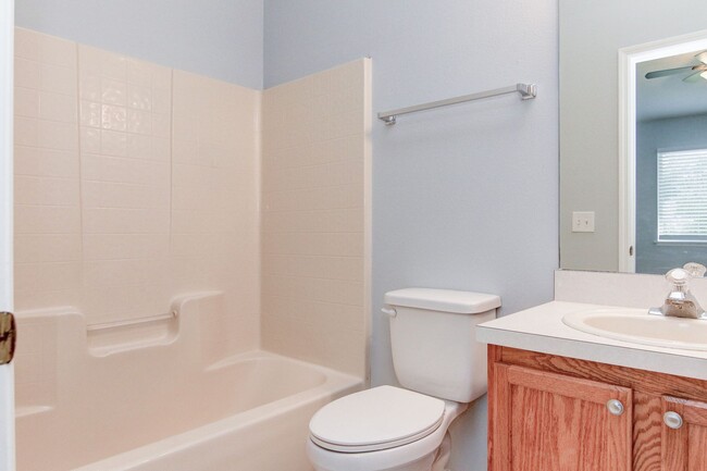 Building Photo - RENT BY MAY 15TH and RECEIVE 2 WEEKS OFF Y...