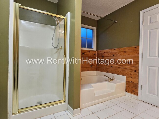 Building Photo - 6849 Quail Pl