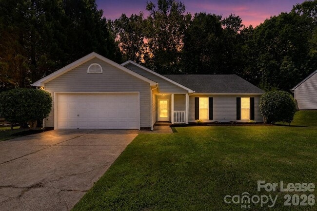 Building Photo - 13114 Woodland Farm Dr