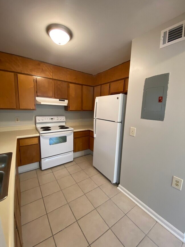 Building Photo - 4260 US-90