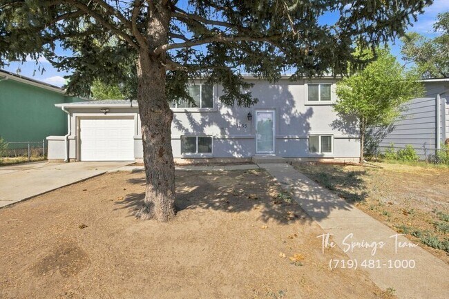 Building Photo - 1495 Prado Dr