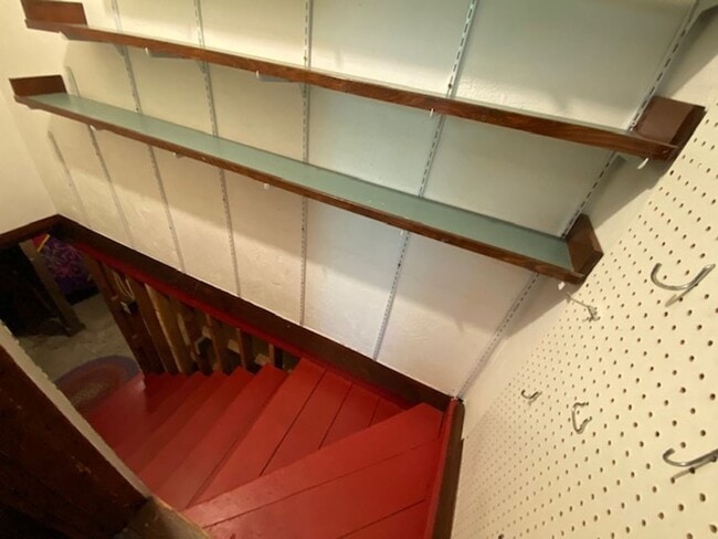 Building Photo - Historic Magill House on NW 1st Street