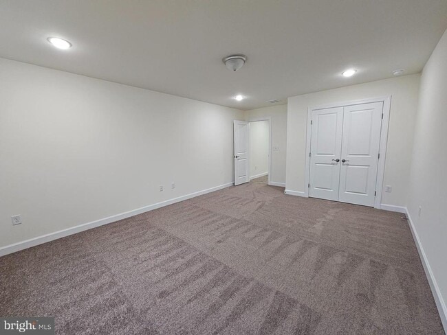 Building Photo - 6 Valhalla Ct