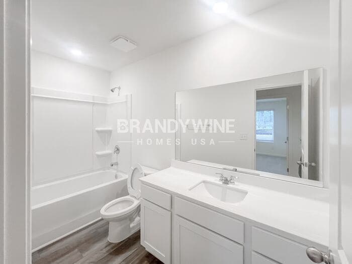 Building Photo - 56 Otway Lp