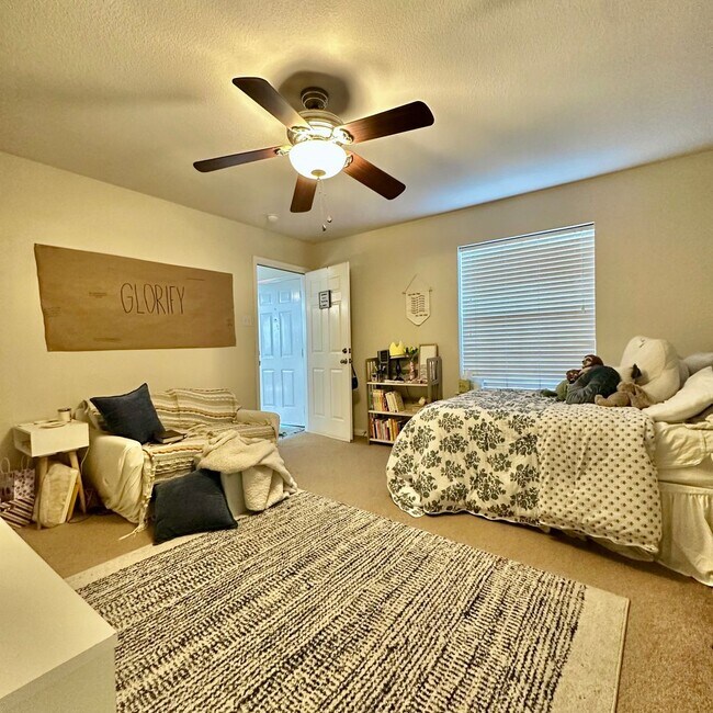 Building Photo - 1018 Bagby Ave