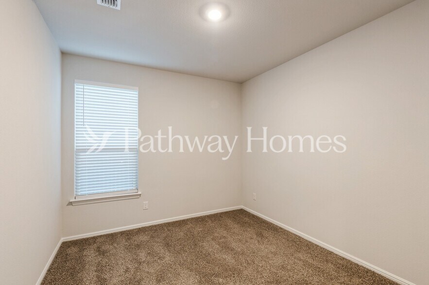 Building Photo - 9708 Olanta Trl