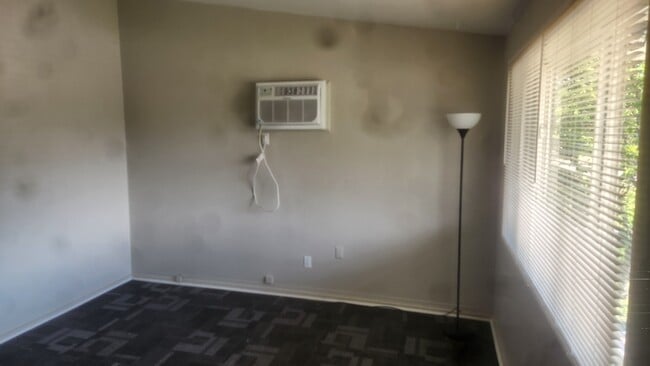 Building Photo - 1334 Brittain Rd