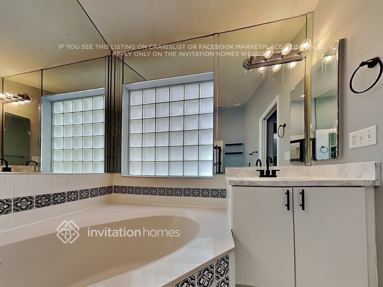 Building Photo - 7567 Stirling Bridge Blvd N