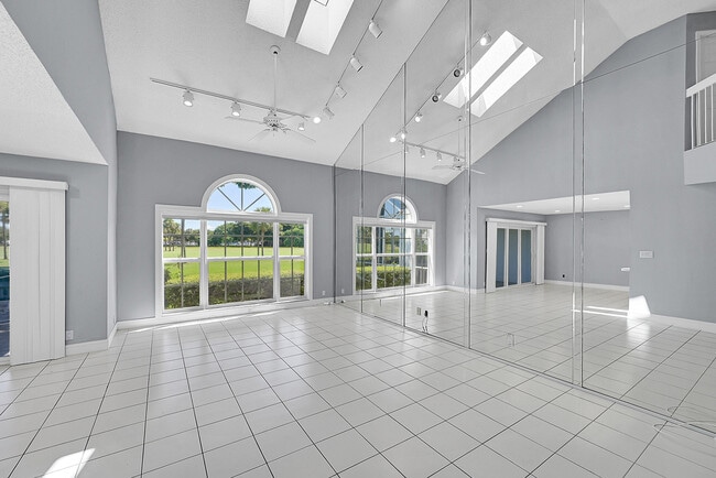 Building Photo - 17094 Boca Club Blvd