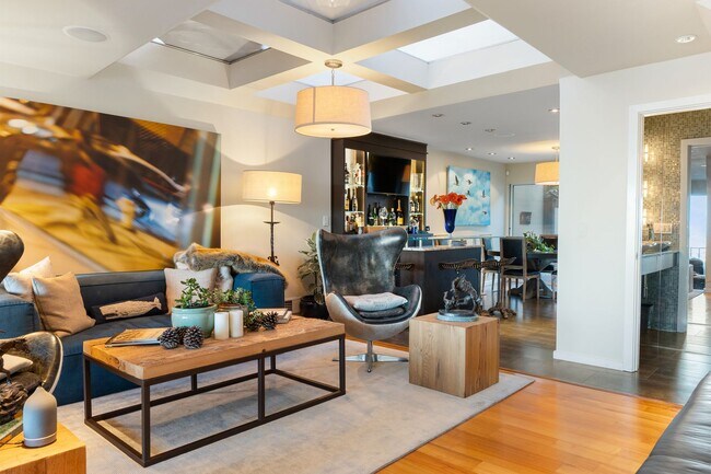 Building Photo - NEW! Diamond Heights Luxury, Available Unfurnished or Semi-Furnished • AMSI