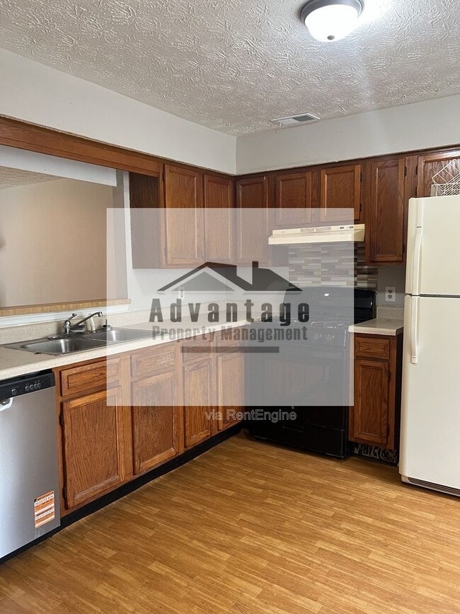 Building Photo - 980 Ohara Dr