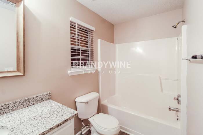 Building Photo - 204 Lossie Ln