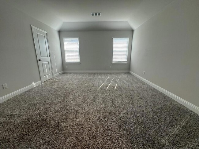 Building Photo - 609 Tartane Dr