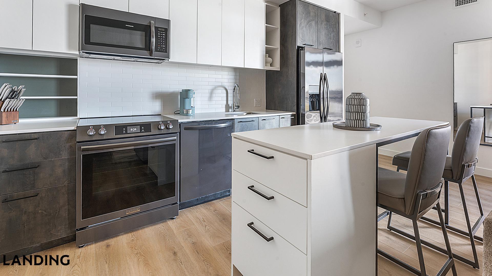 Building Photo - 632 Howard Rd SE