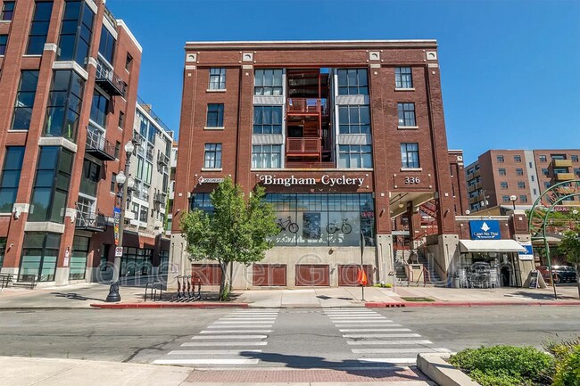 Primary Photo - 336 W Broadway