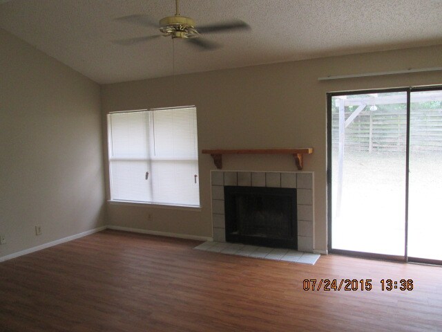 Building Photo - 3932 Heritage Hill Dr