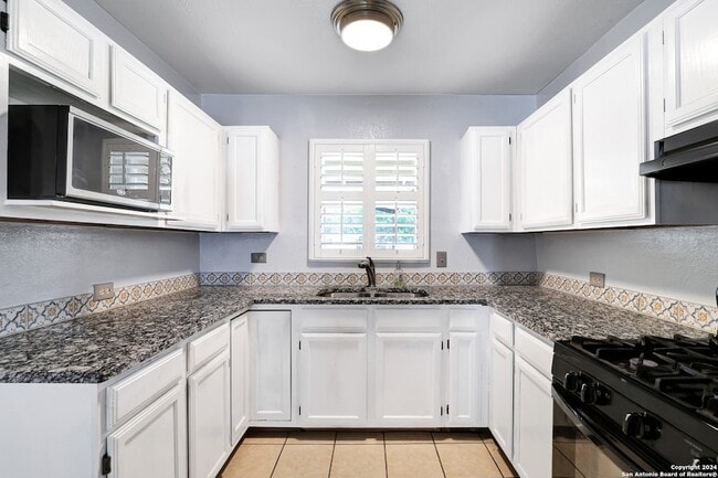 Building Photo - 358 Saratoga Dr