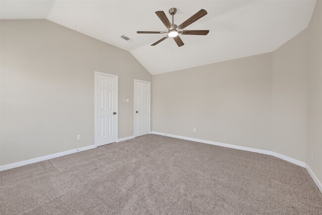 Building Photo - 2318 Irish Spring Dr