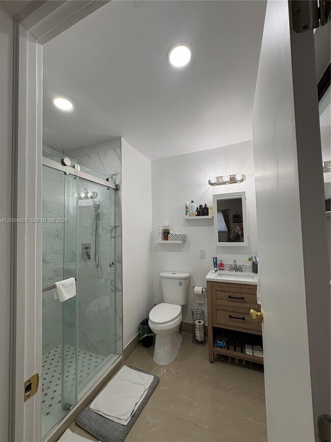 Building Photo - 8581 SW 29th St