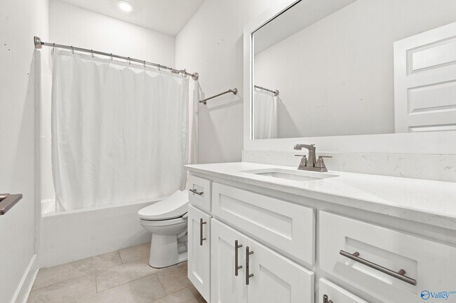 Building Photo - 151 Bridgestone Dr NE