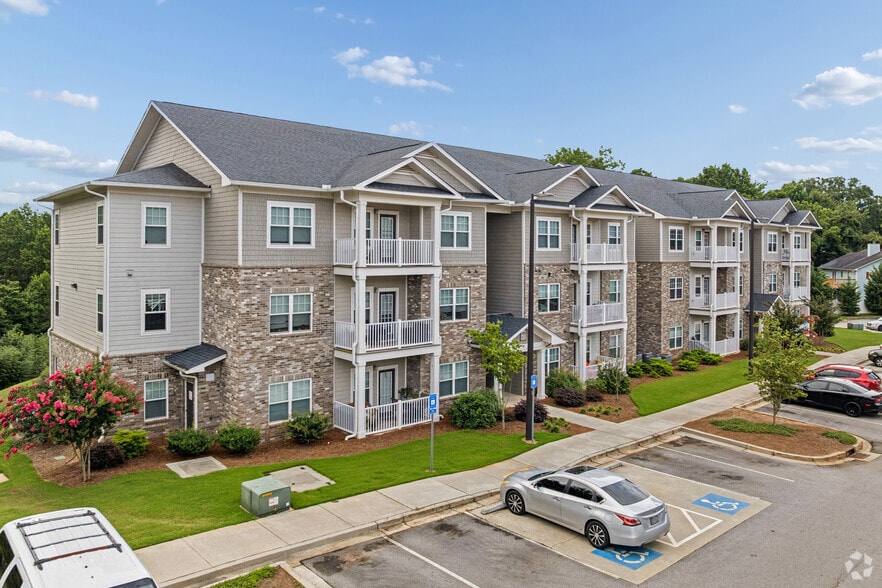 Building - Peaks of Oakwood