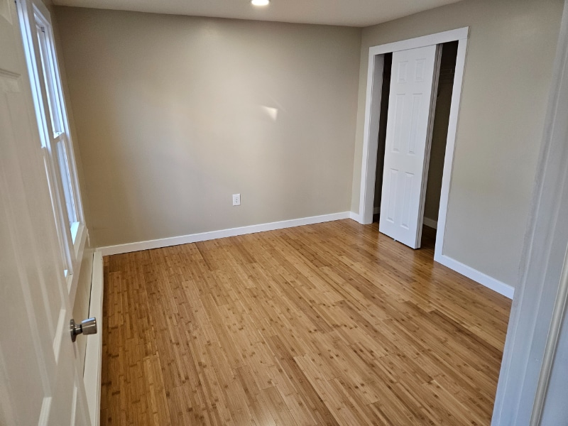 Building Photo - 205 E 2nd St