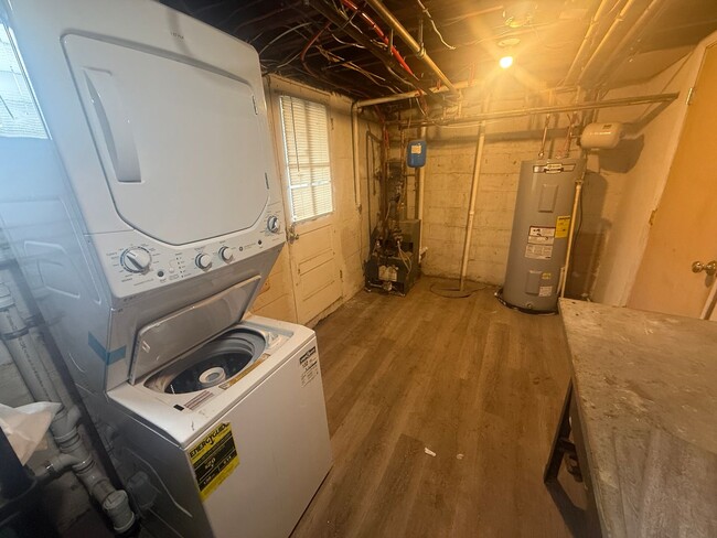 Building Photo - 2943 Liberty Pkwy