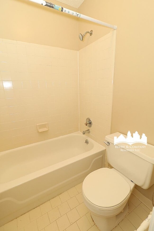 Building Photo - 3515 Chowning Rd