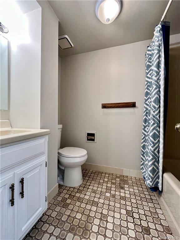 Building Photo - 40 Heritage Dr